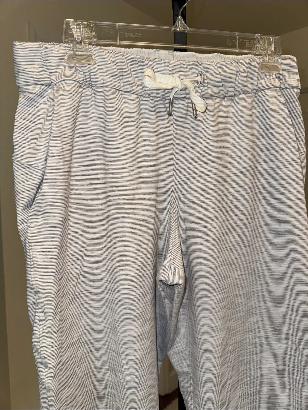 Lululemon On The Fly Pants - Size 8